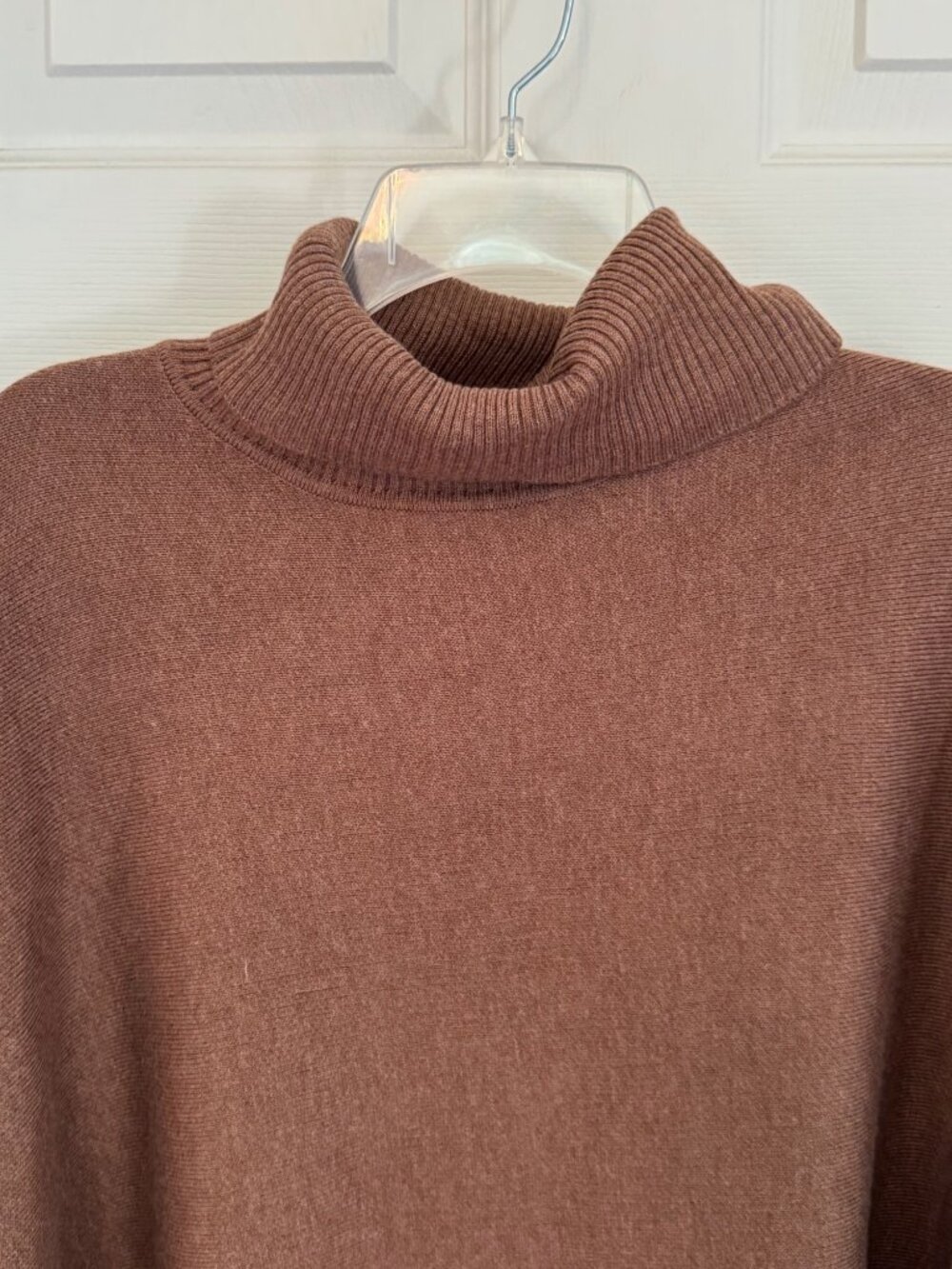 Magaschoni Poncho Sweater Brown Turtleneck Dolman Sleeve Fringe Hemline Knit L - Picture 6 of 11